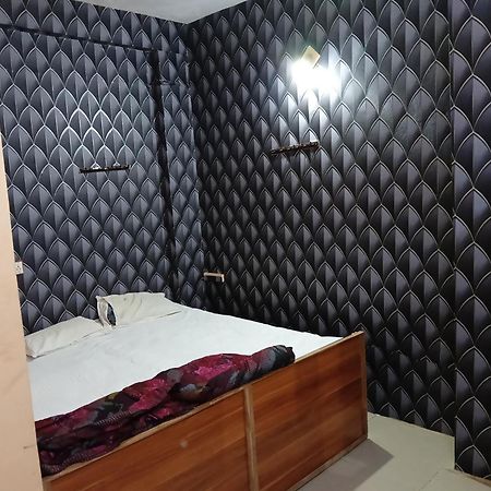 Hotel Avantika Уджайн Екстериор снимка