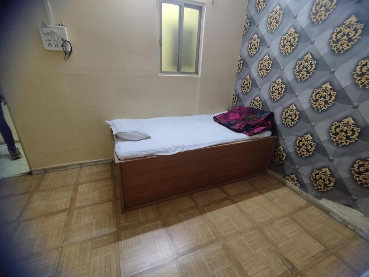 Hotel Avantika Уджайн Екстериор снимка
